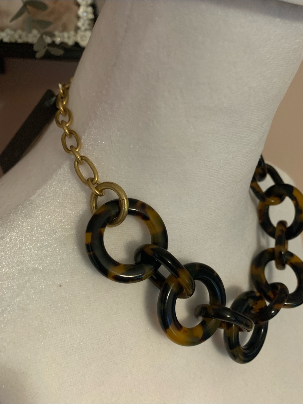 J. Crew Tortoiseshell-Link Necklace in Brown and Black old money luxury